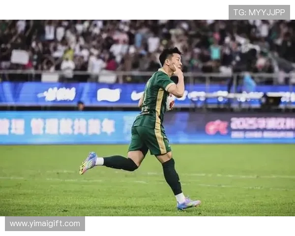 浙江队外援奥乌苏代表中国俱乐部迎来100场里程碑赛事精彩瞬间 浙江队外援奥乌苏代表中国俱乐部迎来100场里程碑赛事精彩瞬间